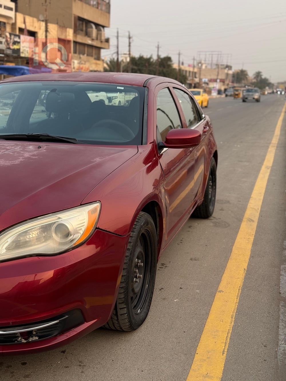 كرايسلر 200